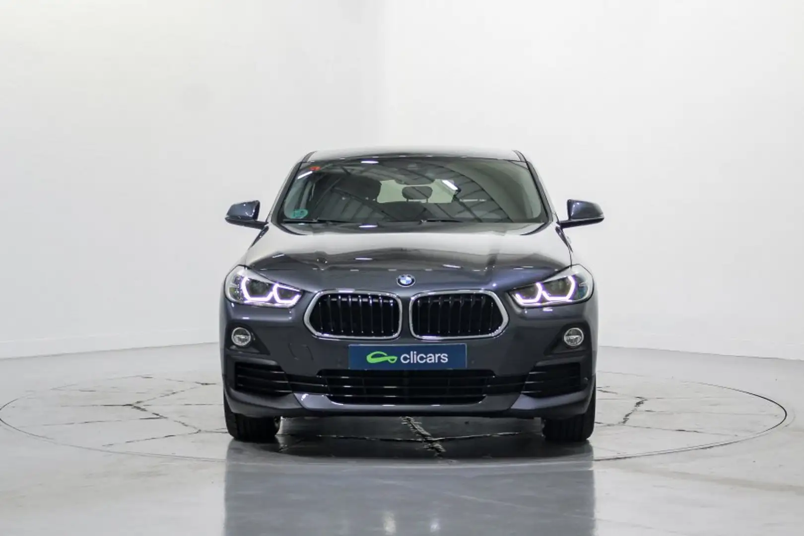 BMW X2 sDrive 18dA Gris - 2