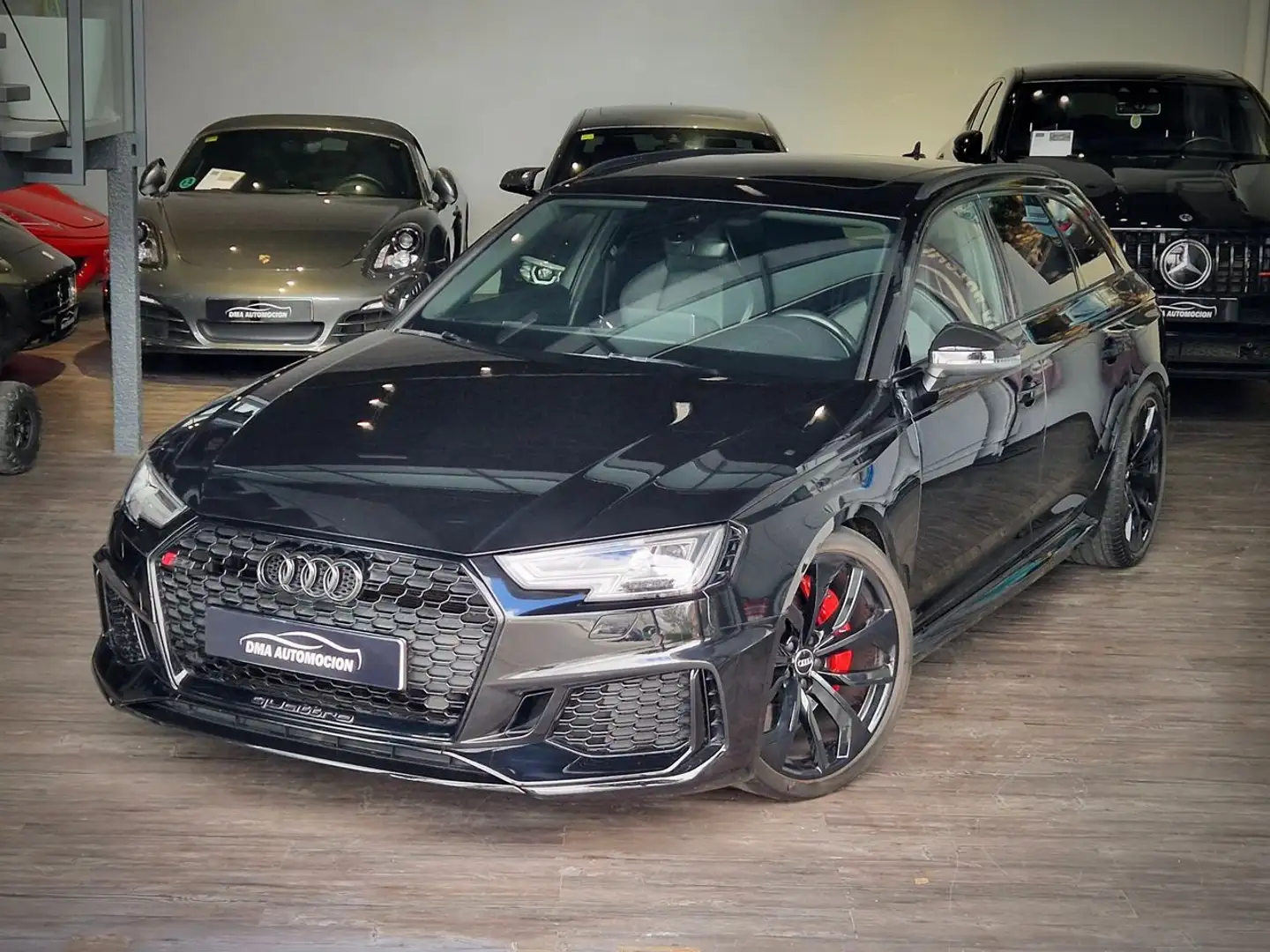 Audi RS4 Avant 2.9 TFSI quattro tiptronic Schwarz - 1