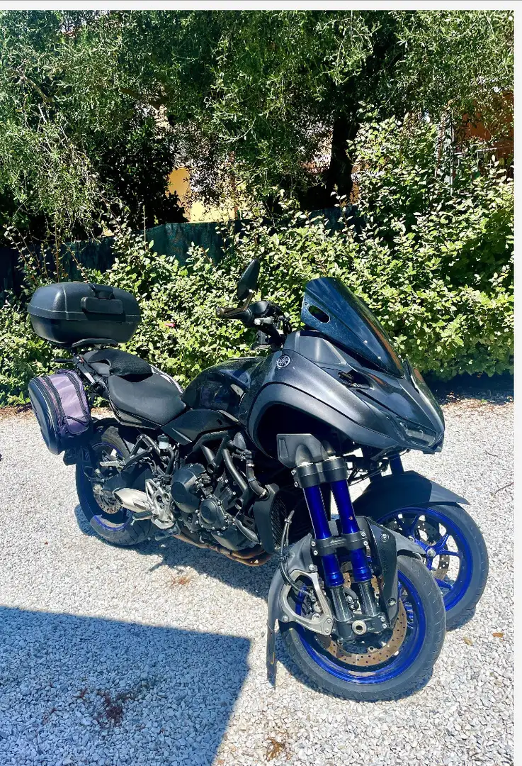 Yamaha Niken - 1