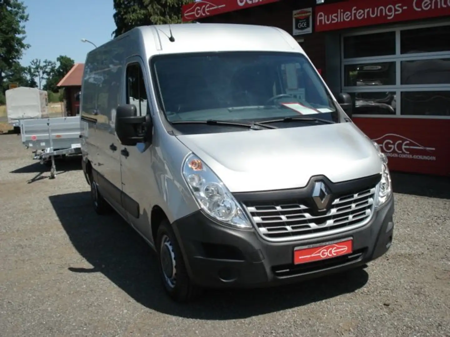 Renault Master L2H2 HKa 3,5t Grijs - 2