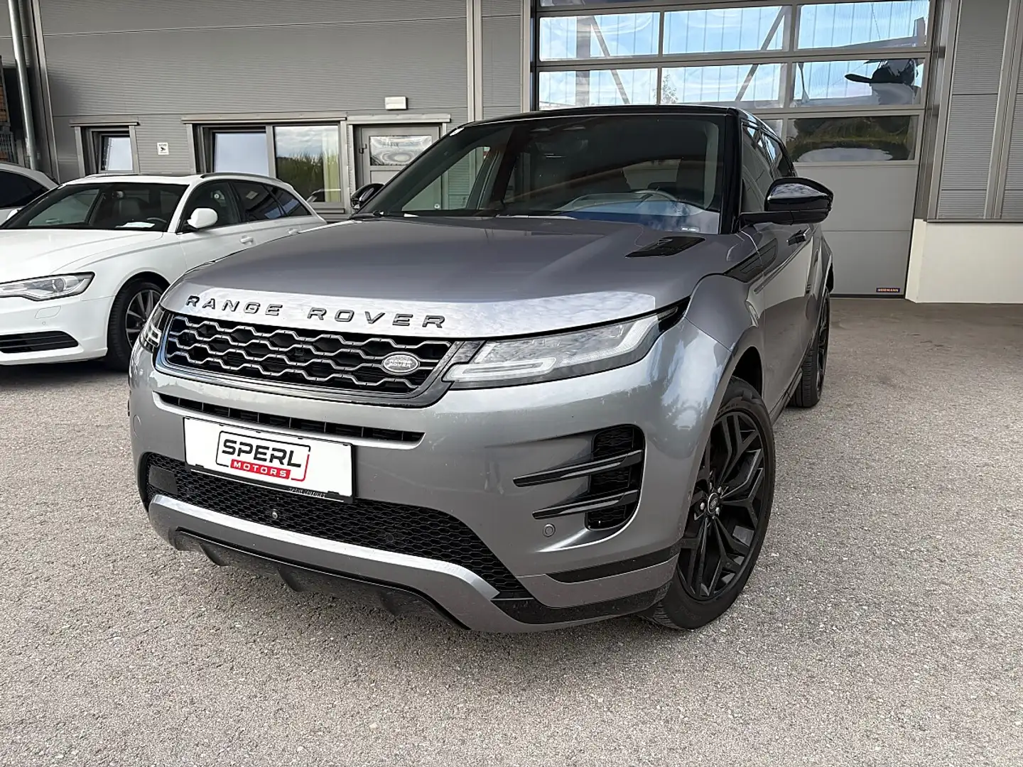 Land Rover Range Rover Evoque P300e AWD R-Dynamic - Autobiography Grau - 1