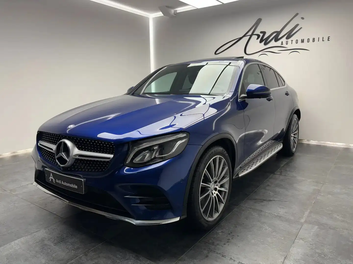 Mercedes-Benz GLC 220 Coupé d 4-Matic *PACK AMG*TOIT OUV*GARANTIE* Bleu - 1