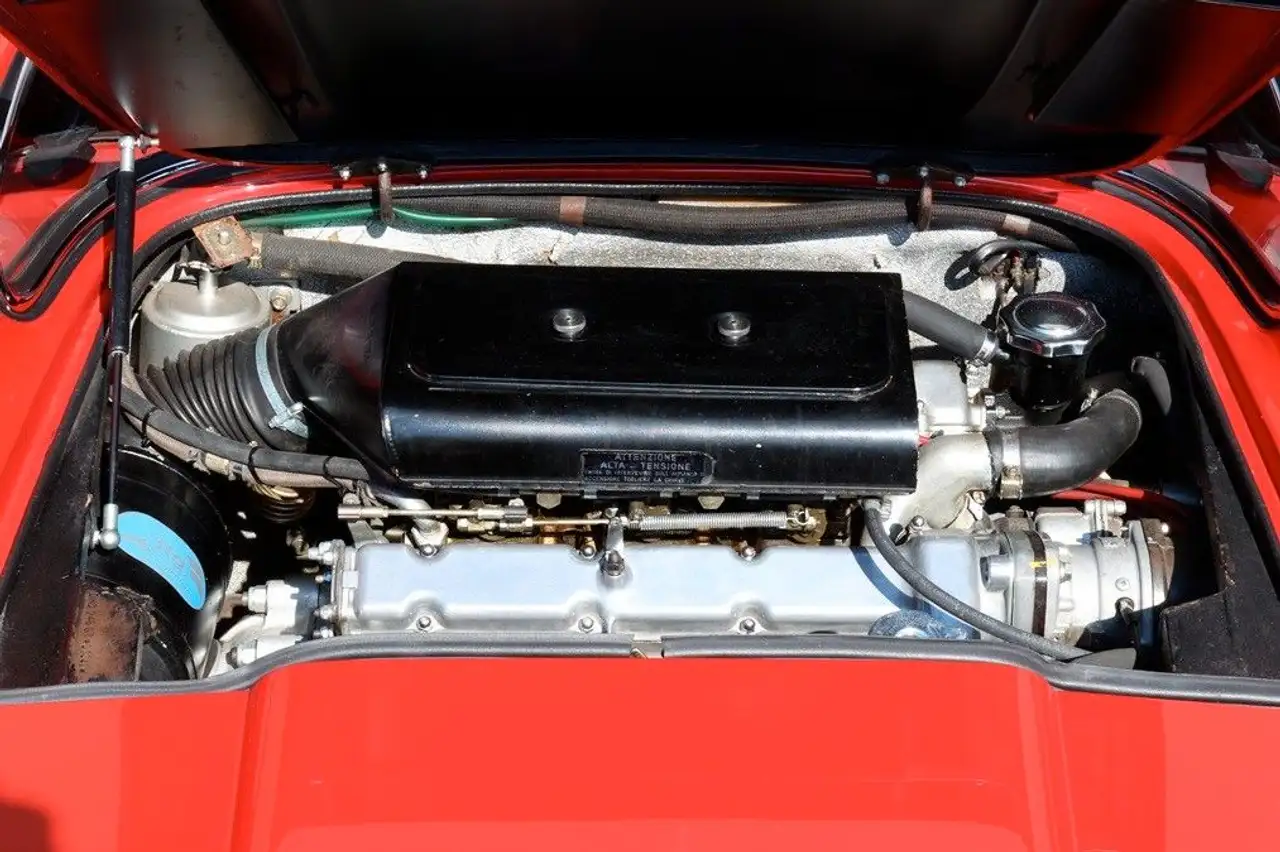 Ferrari 246 Dino GT "Matching Numbers + Colors", foto 4