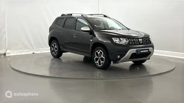 Dacia Duster view 3