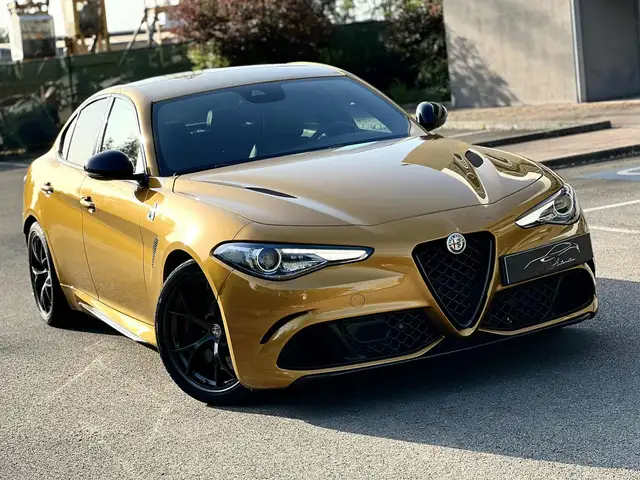 Alfa Romeo Giulia 2.9 T V6 Quadrifoglio (EU6D)