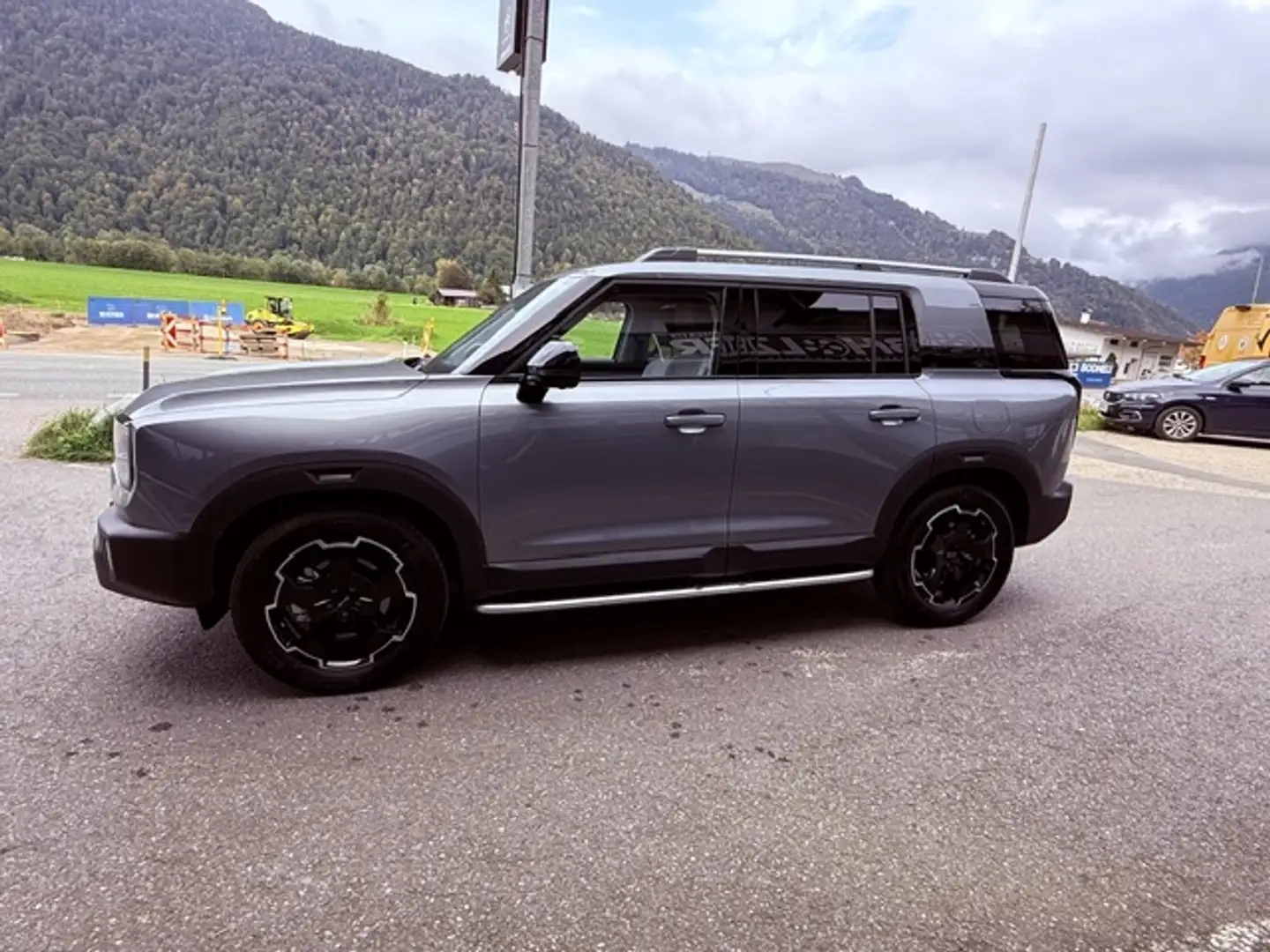 BAIC BJ30 HEV 4WD Silber - 2