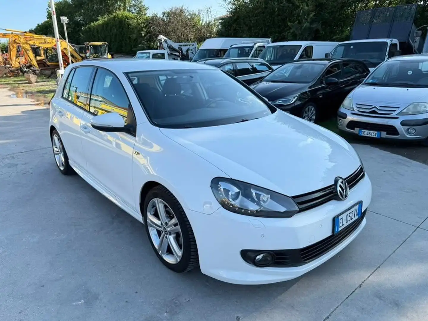 Volkswagen Golf VI 2.0 TDI 140CV R- LINE - 1