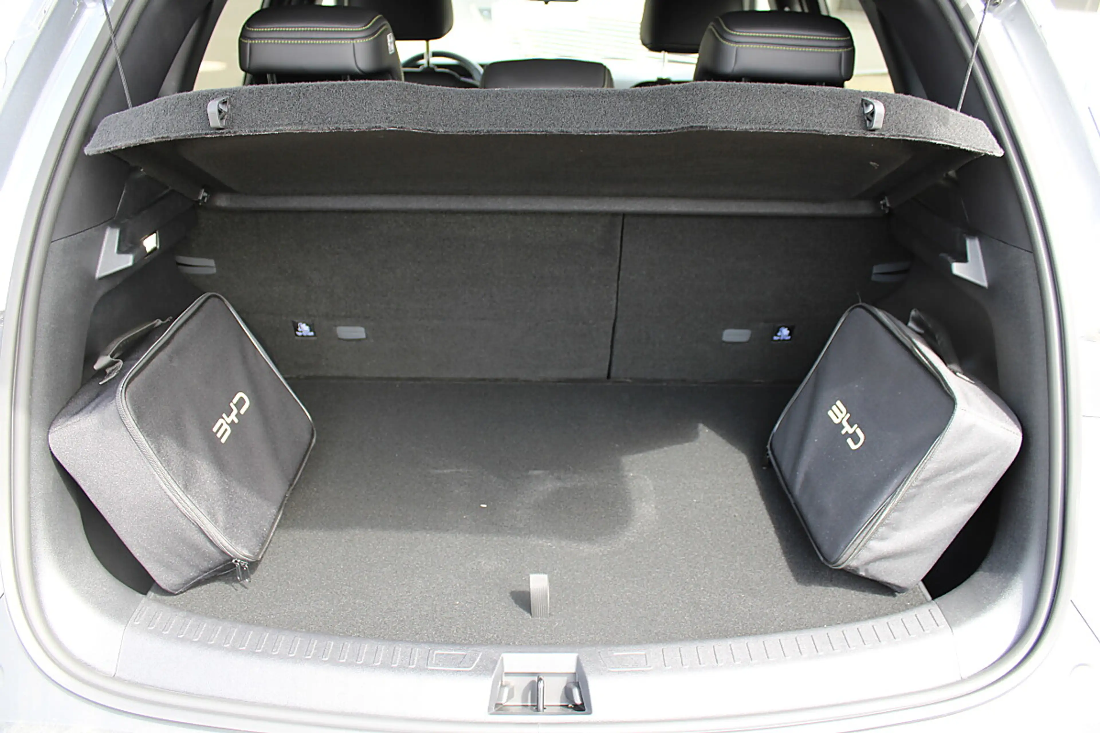 BYD Atto 2 Atto2 DM-i PHEV 18kWh Boost Österreich Paket — photo 5