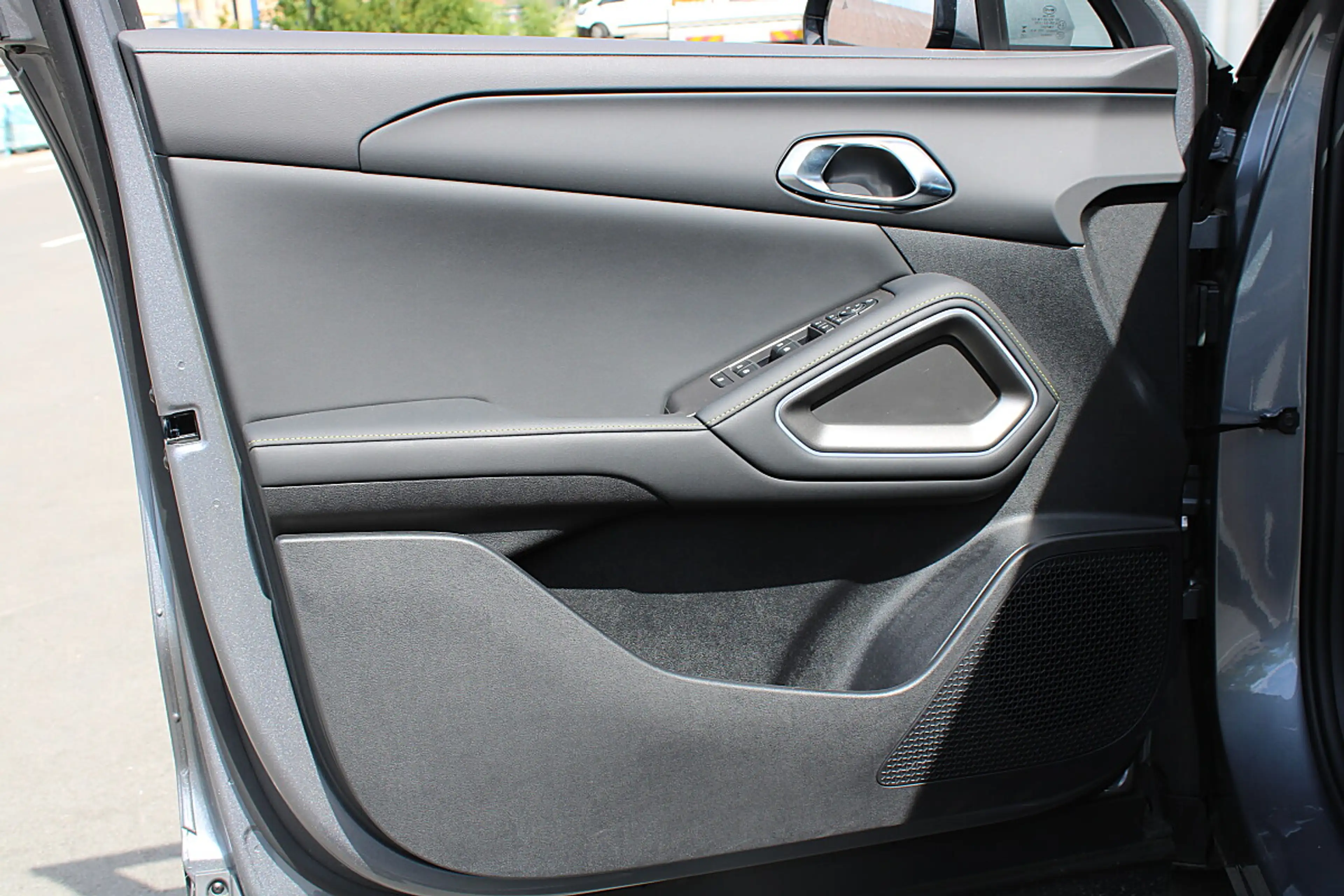 BYD Atto 2 Atto2 DM-i PHEV 18kWh Boost Österreich Paket — photo 10