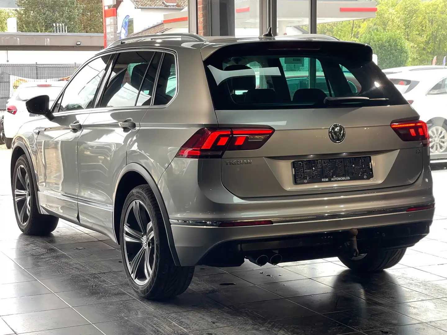 Volkswagen Tiguan 1.4 TSI*R-LINE*GARANTIE 1AN*1ER MAIN Gris - 2