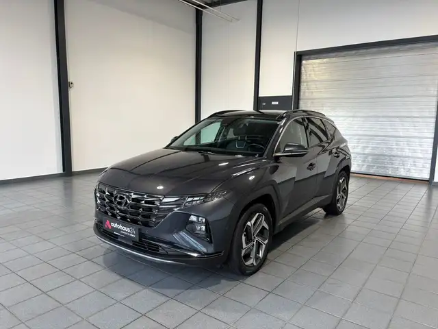Hyundai Tucson view 3