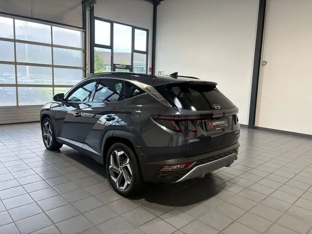Hyundai Tucson view 4