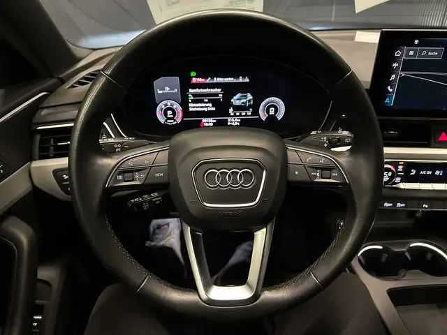 Audi A4 view 17