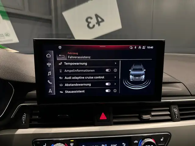 Audi A4 view 24
