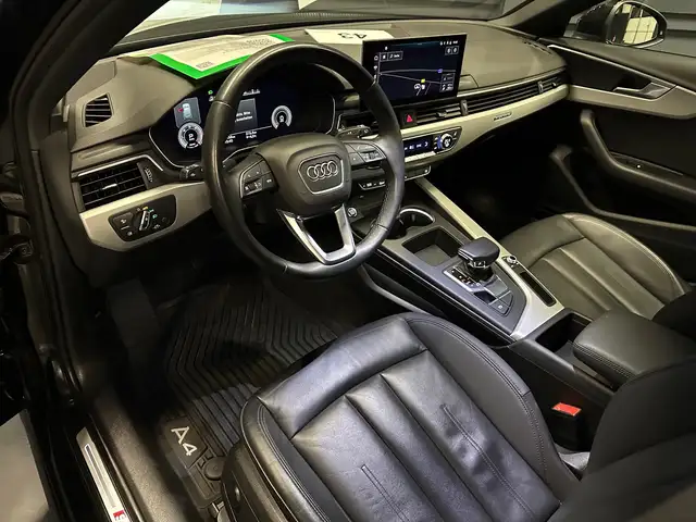 Audi A4 view 16