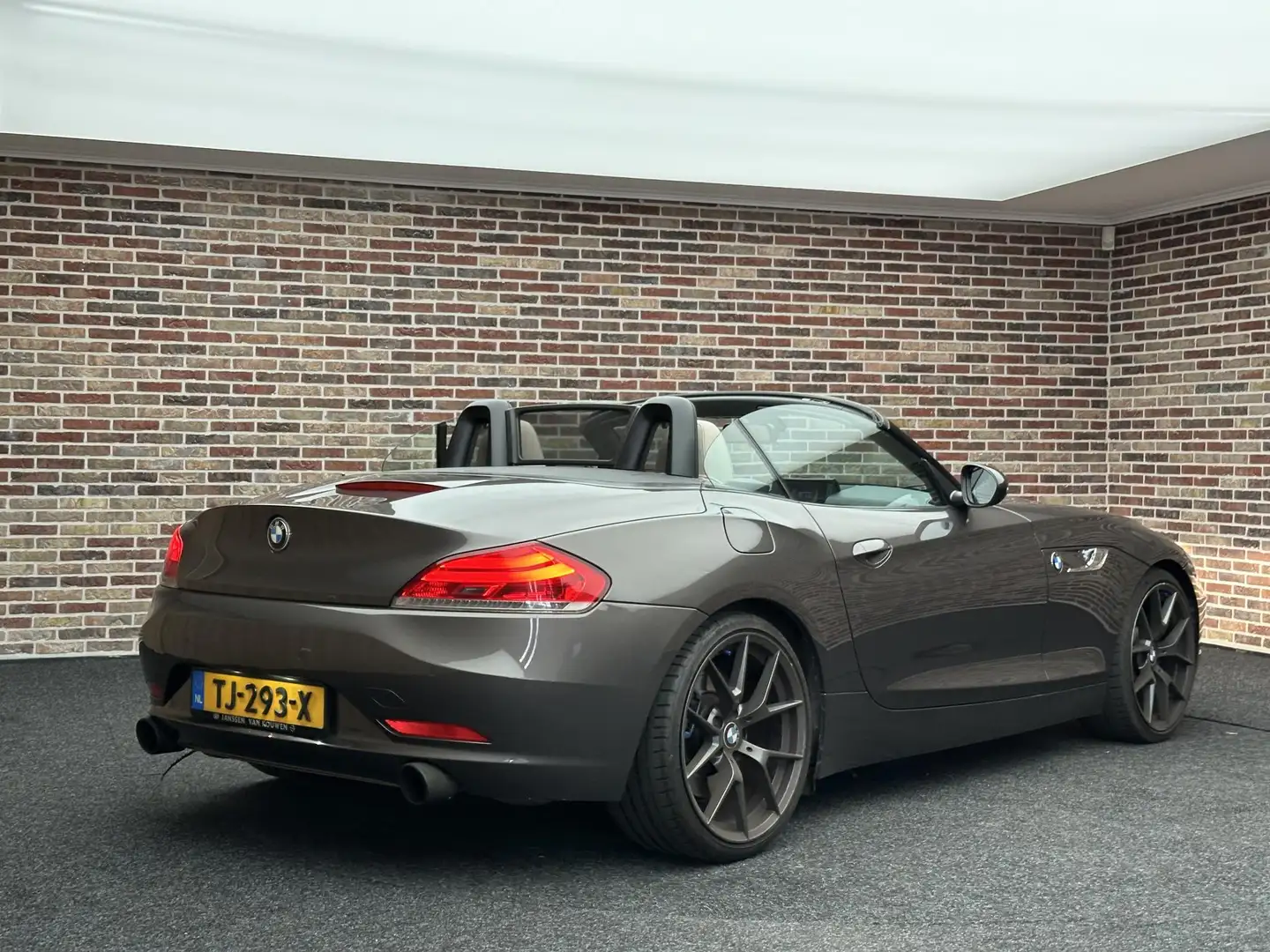 BMW Z4 Roadster sDrive35i Executive | DCT| Sport-chassis| Brun - 2
