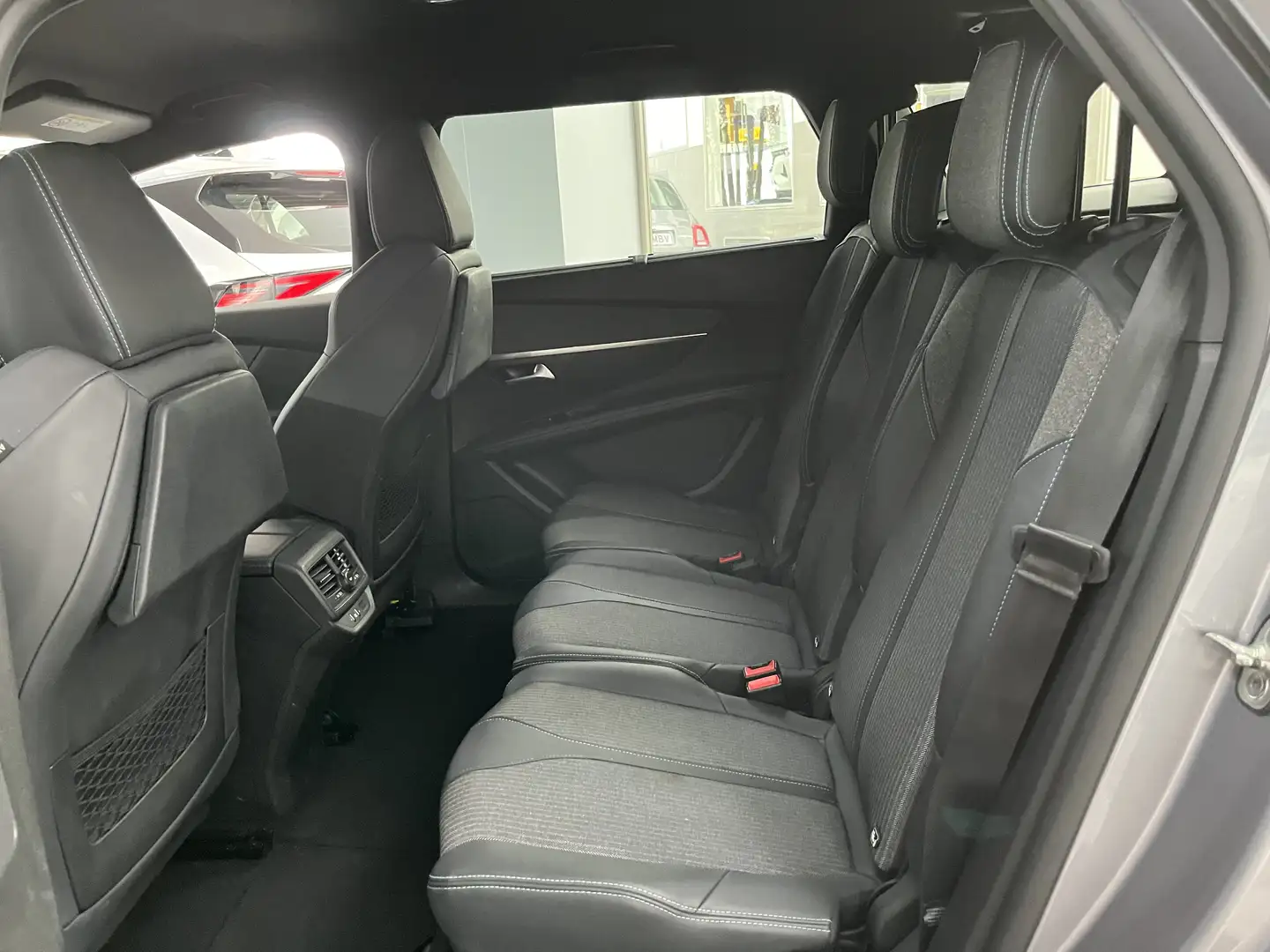 Peugeot 5008 1.2 PureTech S&S Allure 7 pl. 130 - 2