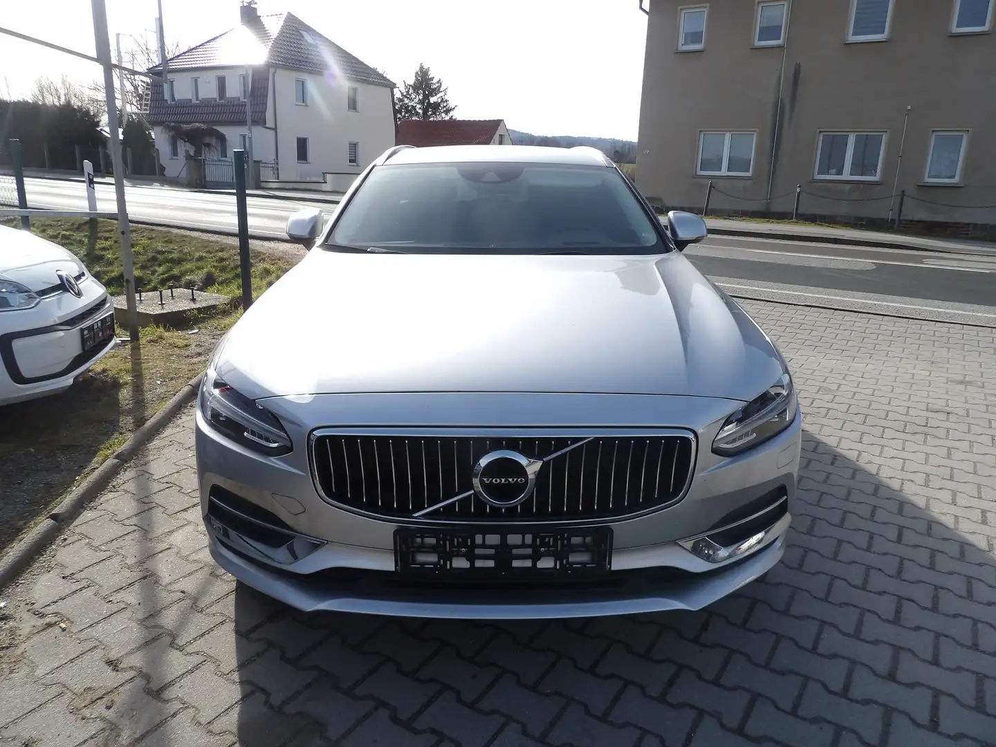 Volvo V90 Inscription, Automatik, Navi, Leder, HU-AU NEU Grau - 2