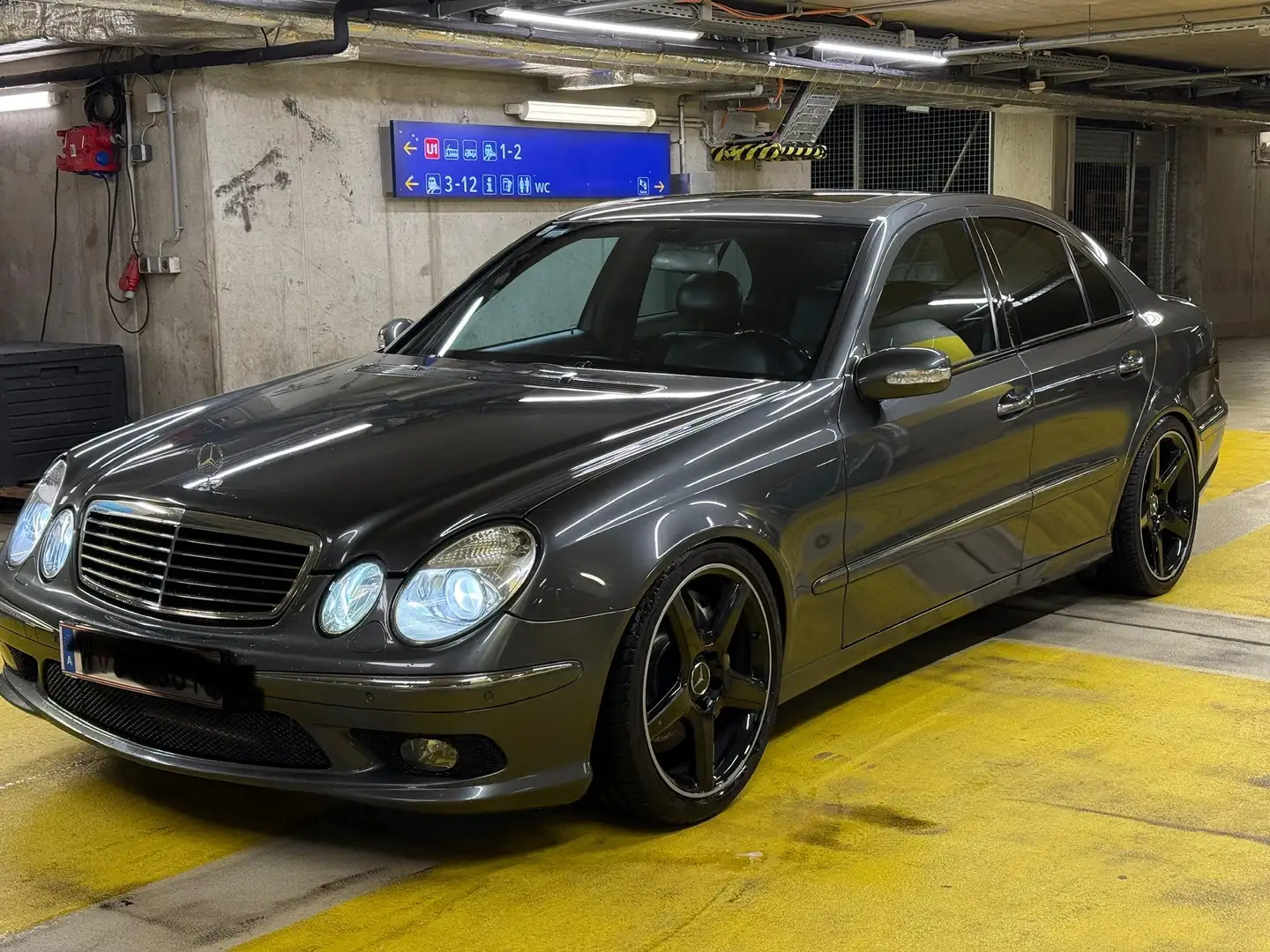 Mercedes-Benz E 500 Designo - 1
