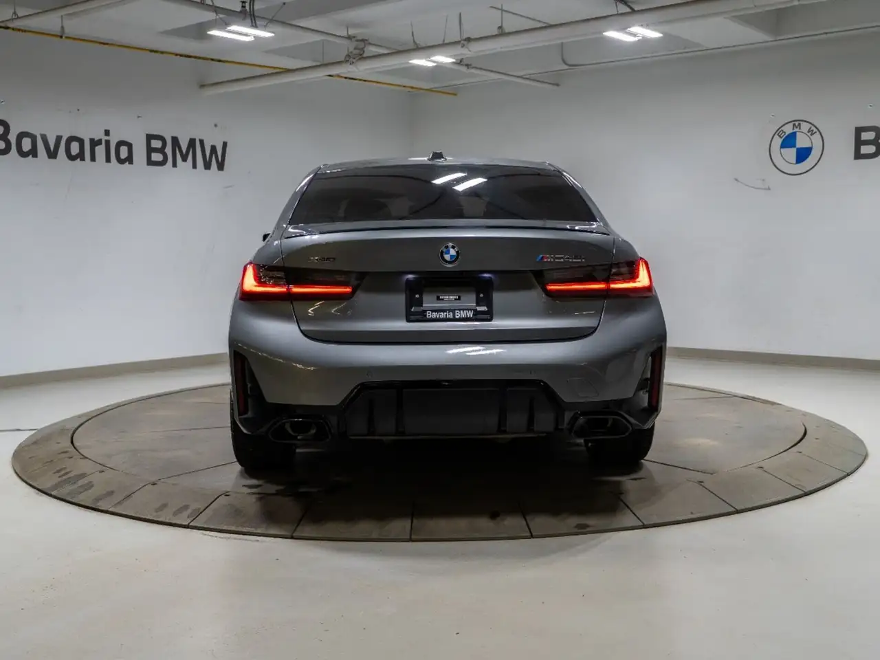 BMW 3 Series photo BMW 3 Series