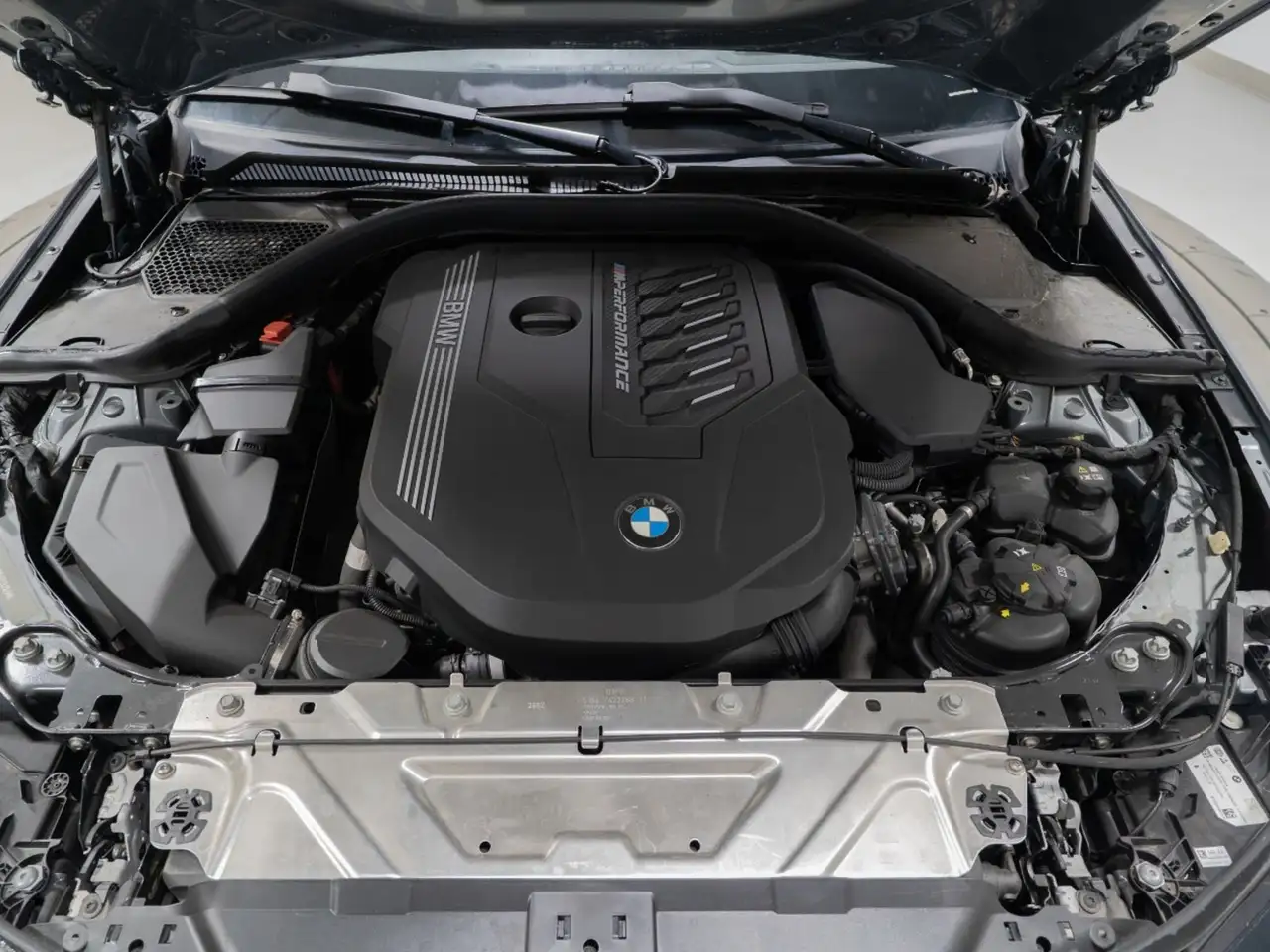 BMW 3 Series photo BMW 3 Series