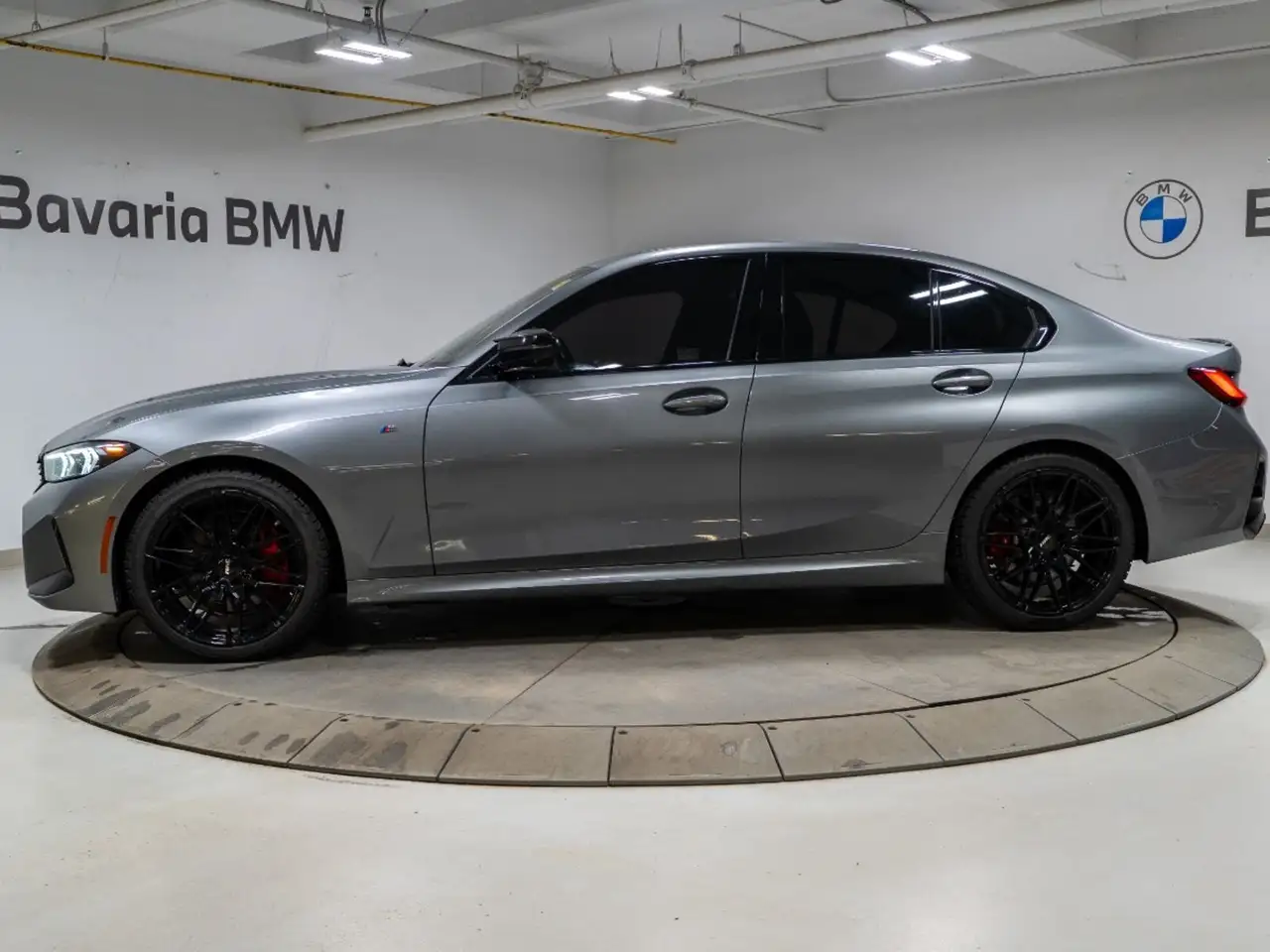 BMW 3 Series photo BMW 3 Series