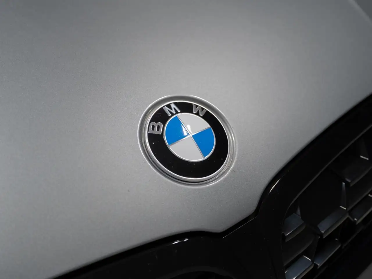 BMW 3 Series photo BMW 3 Series