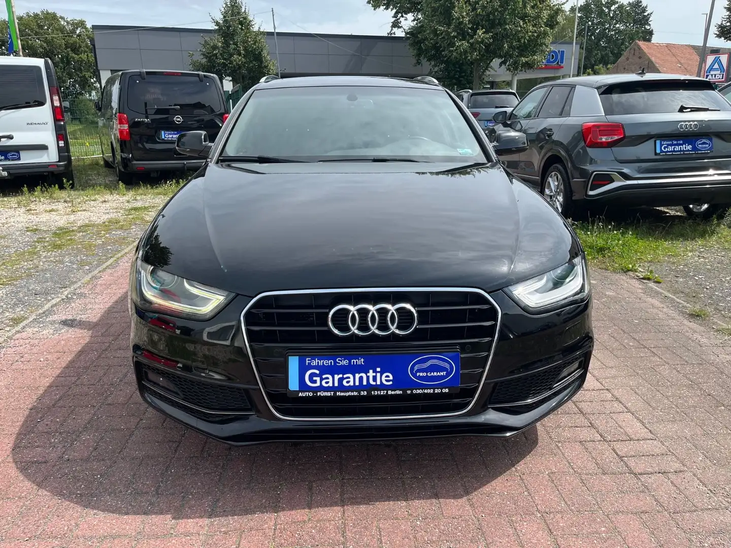 Audi A4 Avant Ambiente S LINE+TOP ZUSTAND Schwarz - 2