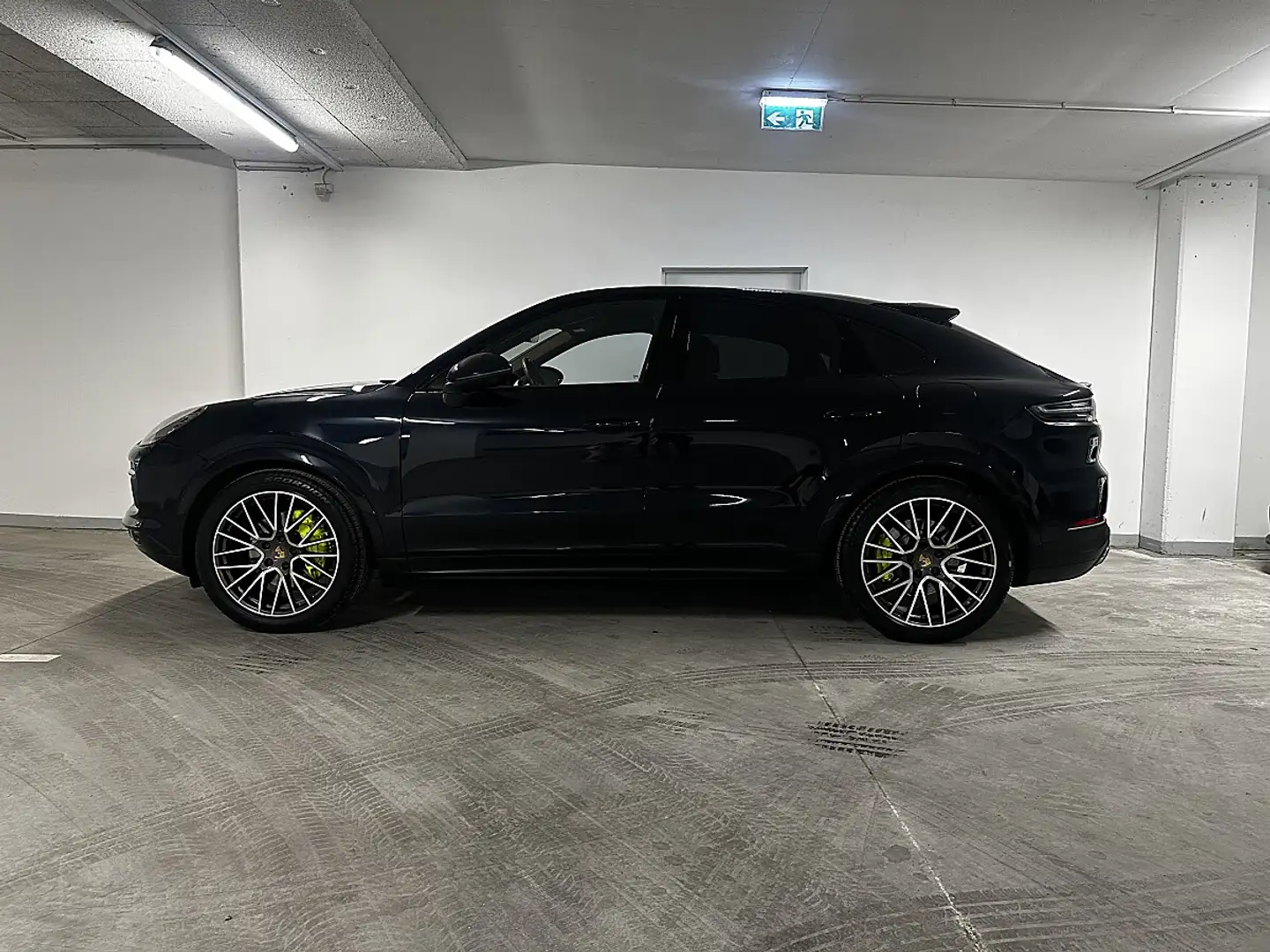Porsche Cayenne Coupe E-Hybrid, Top Ausstattung Blau - 2