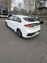 Hybrid 141 ch Executive