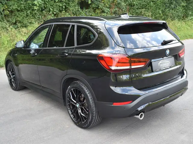 BMW X1 view 11
