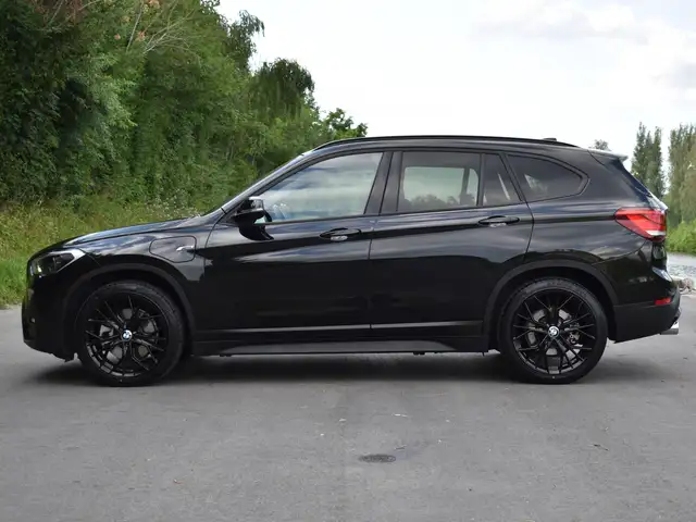 BMW X1 view 8