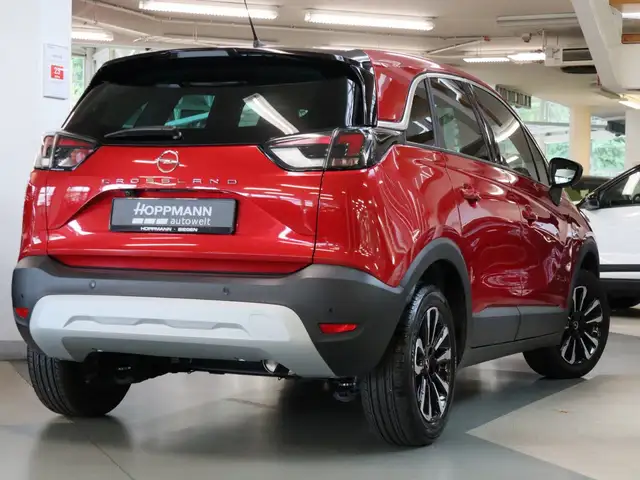 Opel Crossland view 3
