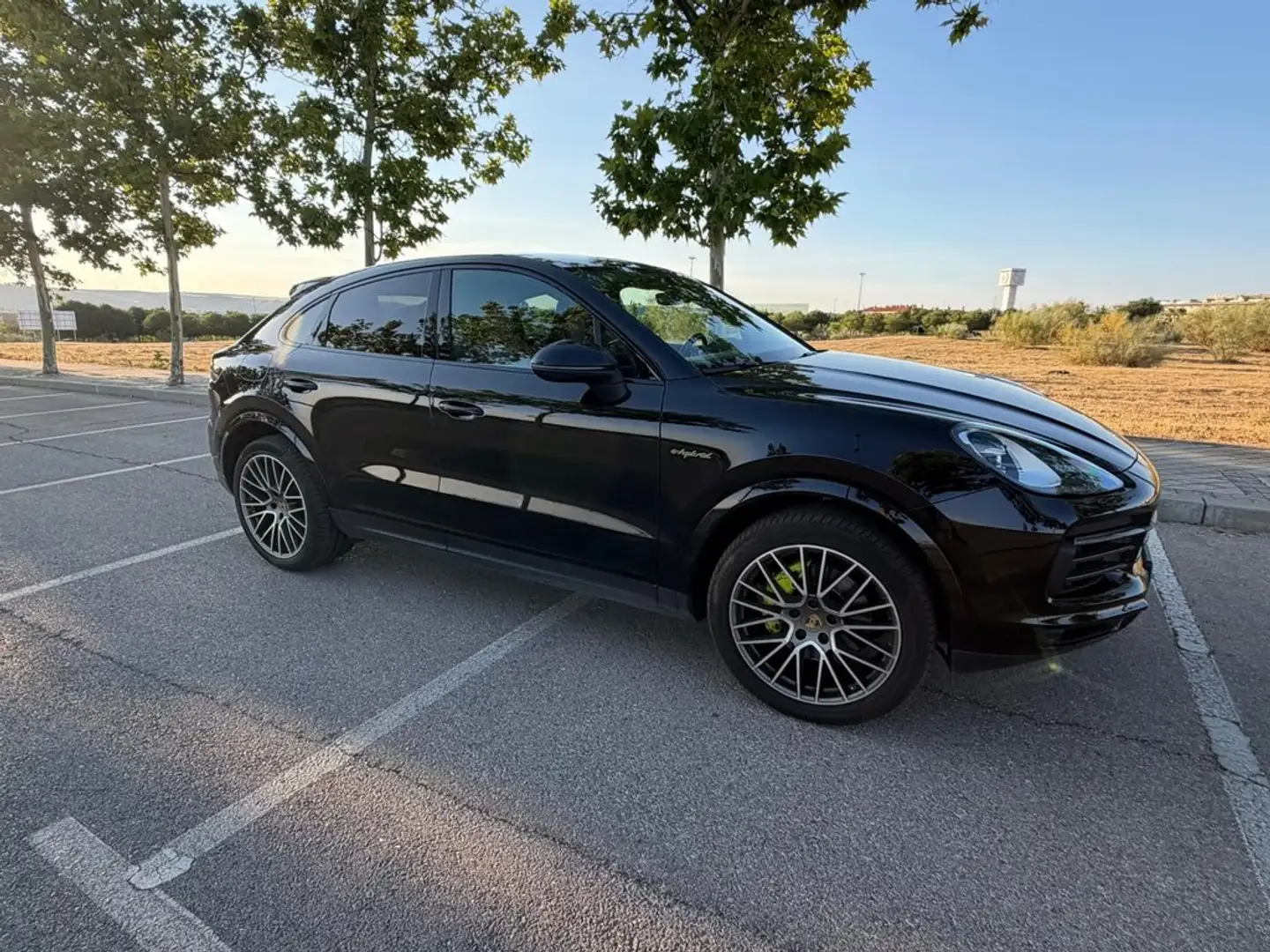 Porsche Cayenne E-Hybrid Platinum Edition - 2