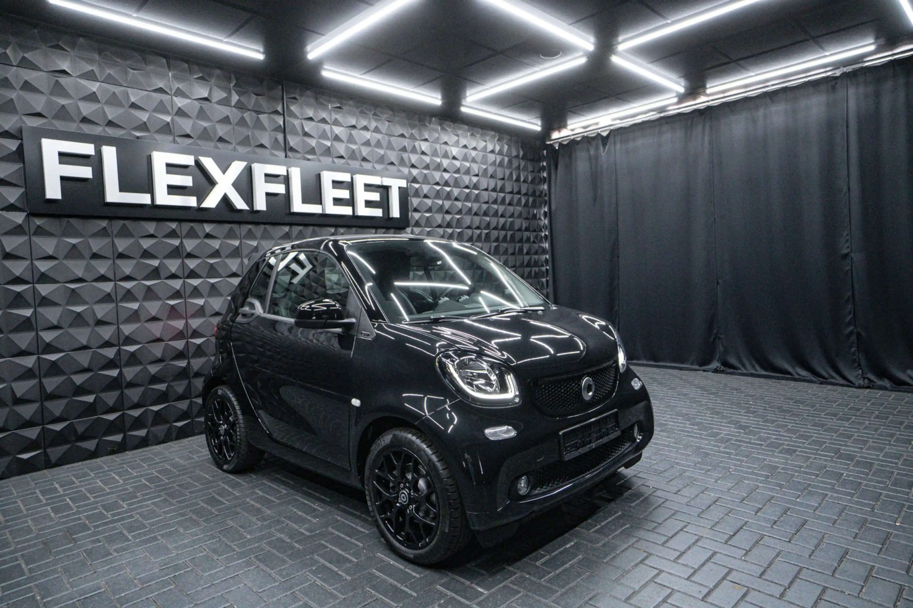smart forTwo turbo Cabrio 8tKM Leder SportPaket — photo 2
