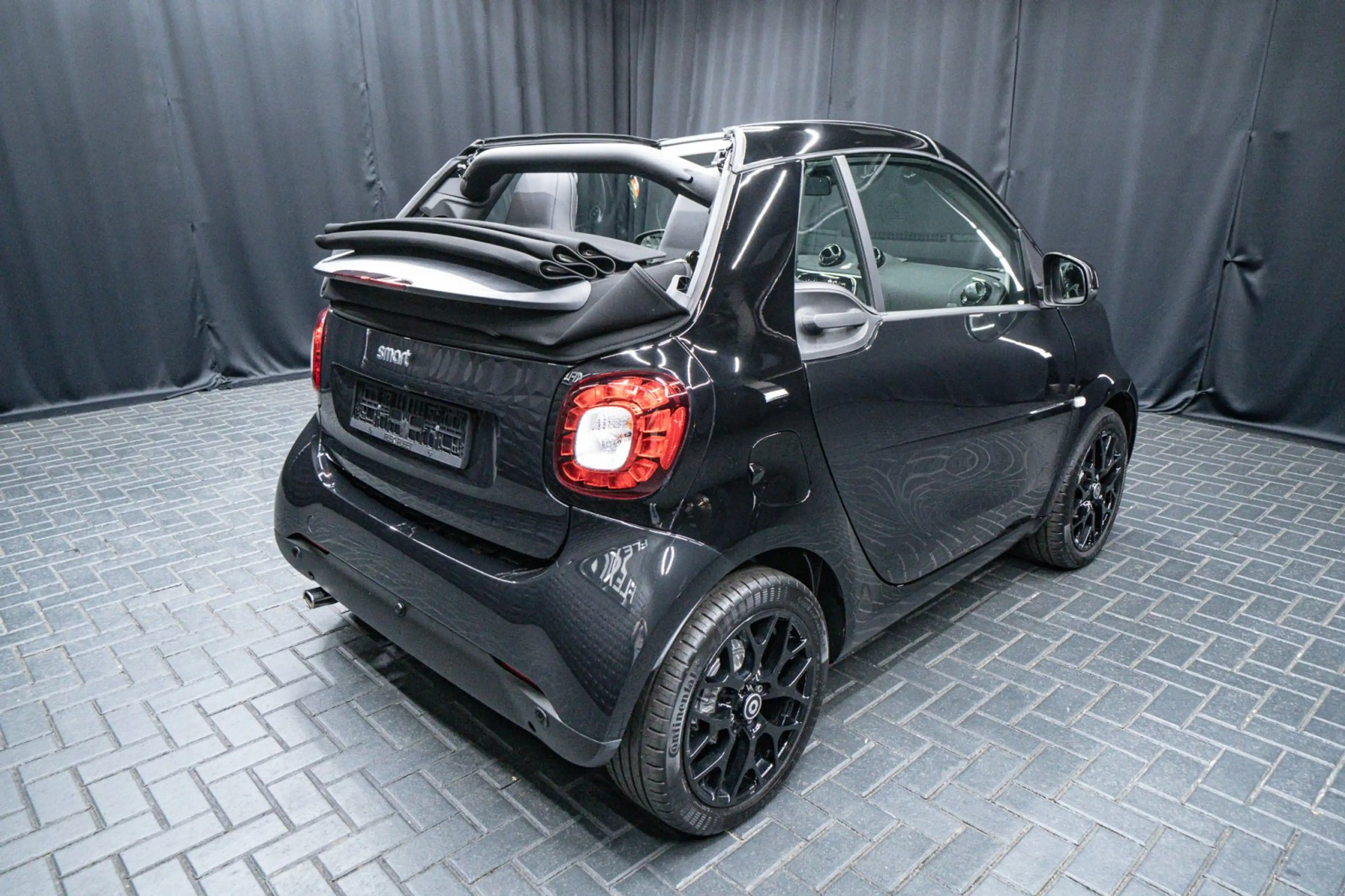 smart forTwo turbo Cabrio 8tKM Leder SportPaket — photo 13