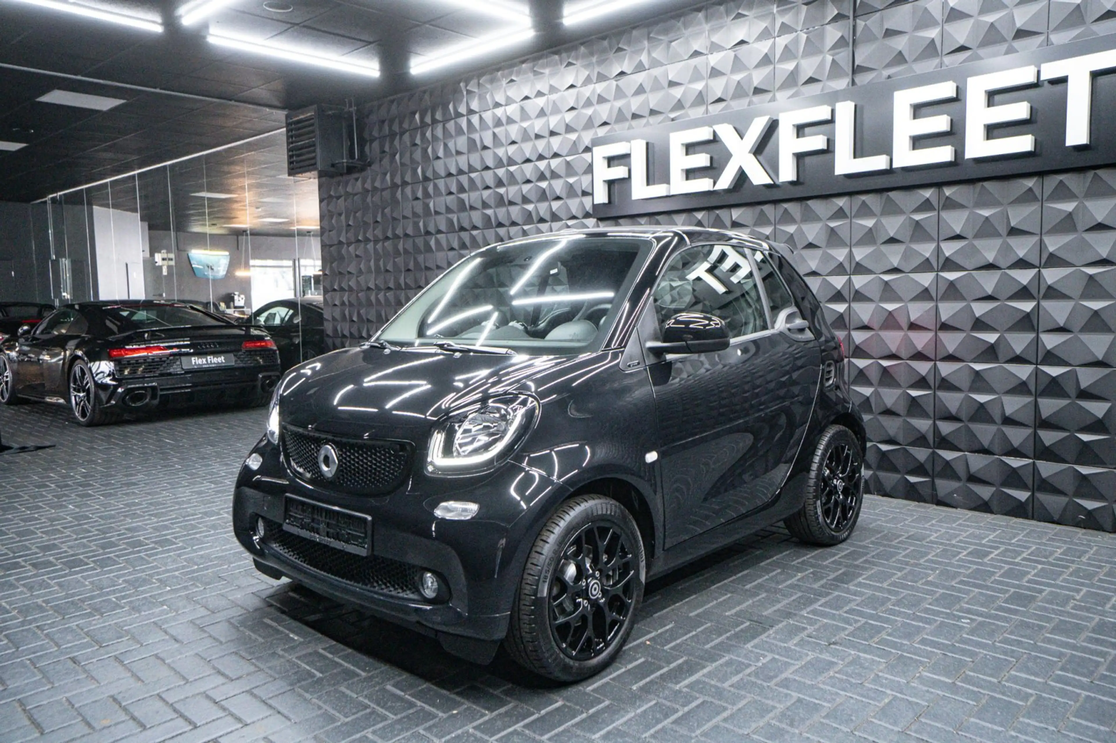 smart forTwo turbo Cabrio 8tKM Leder SportPaket — photo 5