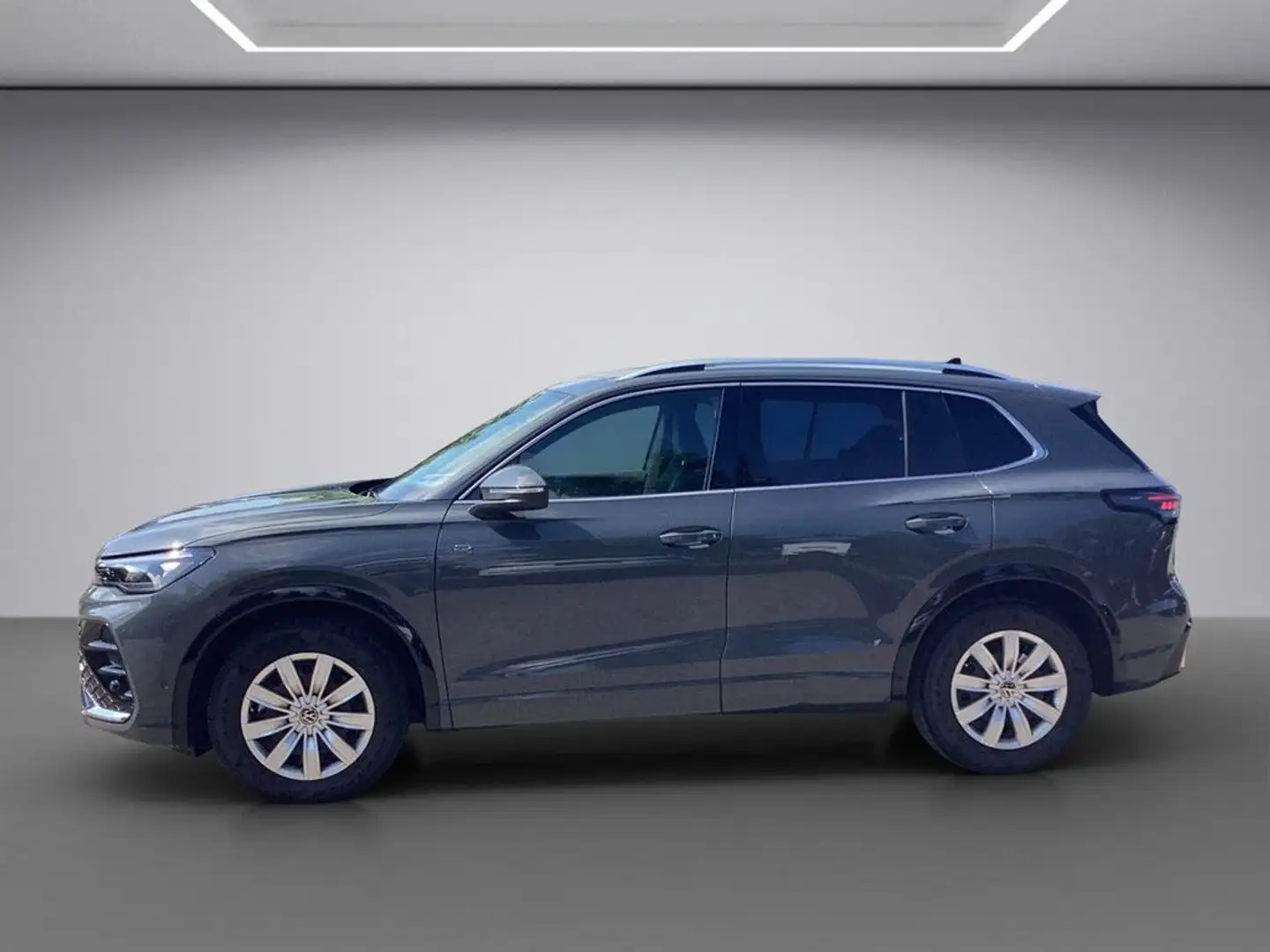 Volkswagen Tiguan 2.0TDI DSG R-Line AHK Gris - 2