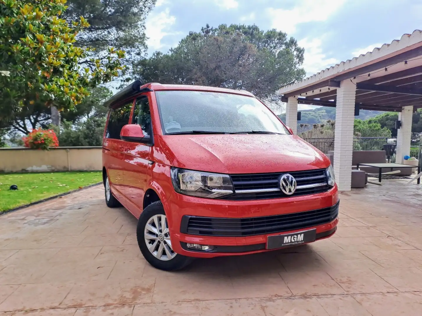 Volkswagen California Comercial 2.0TDI BMT Beach 110kW Rojo - 1