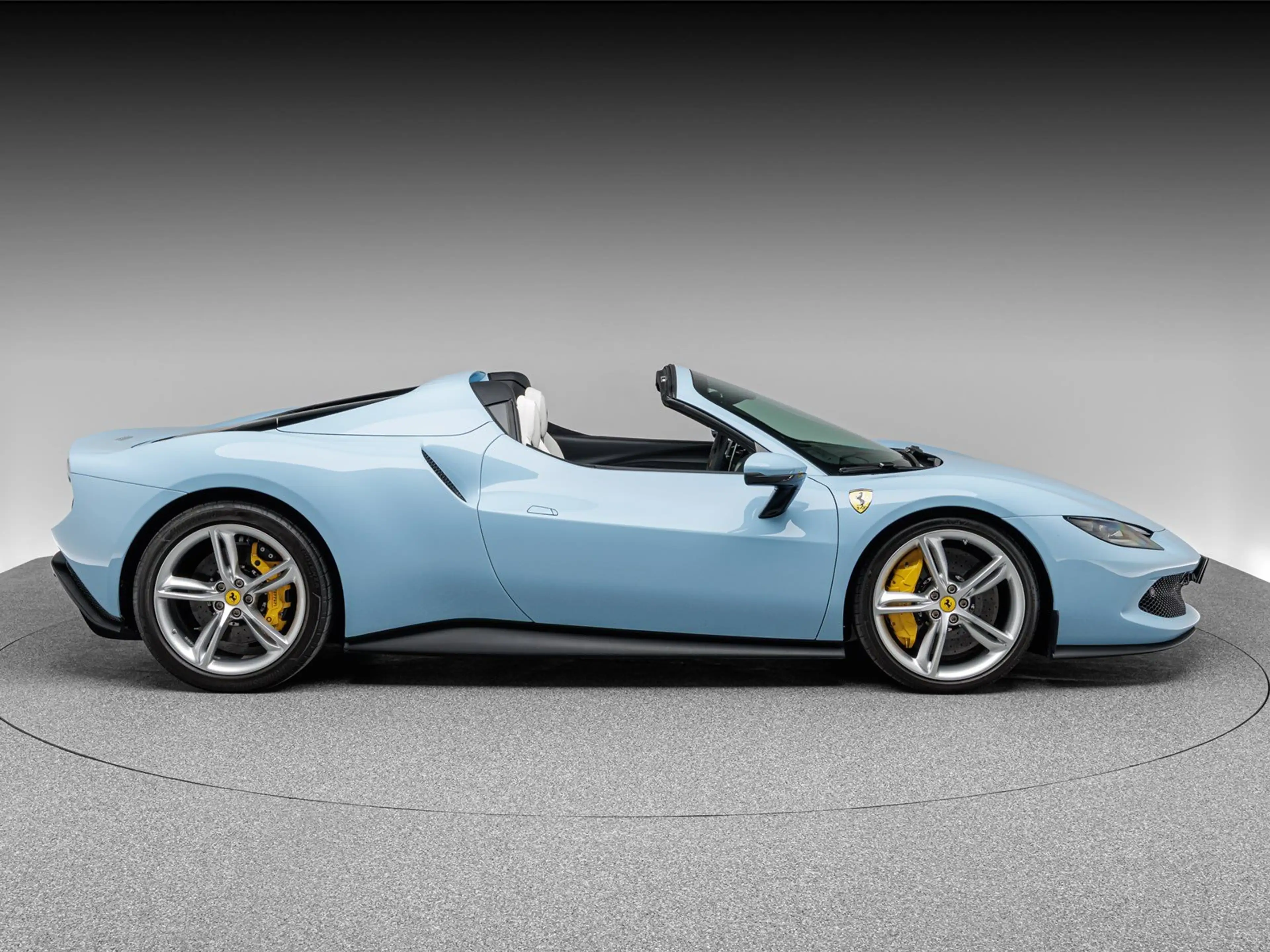 Ferrari 296 GTS — photo 8