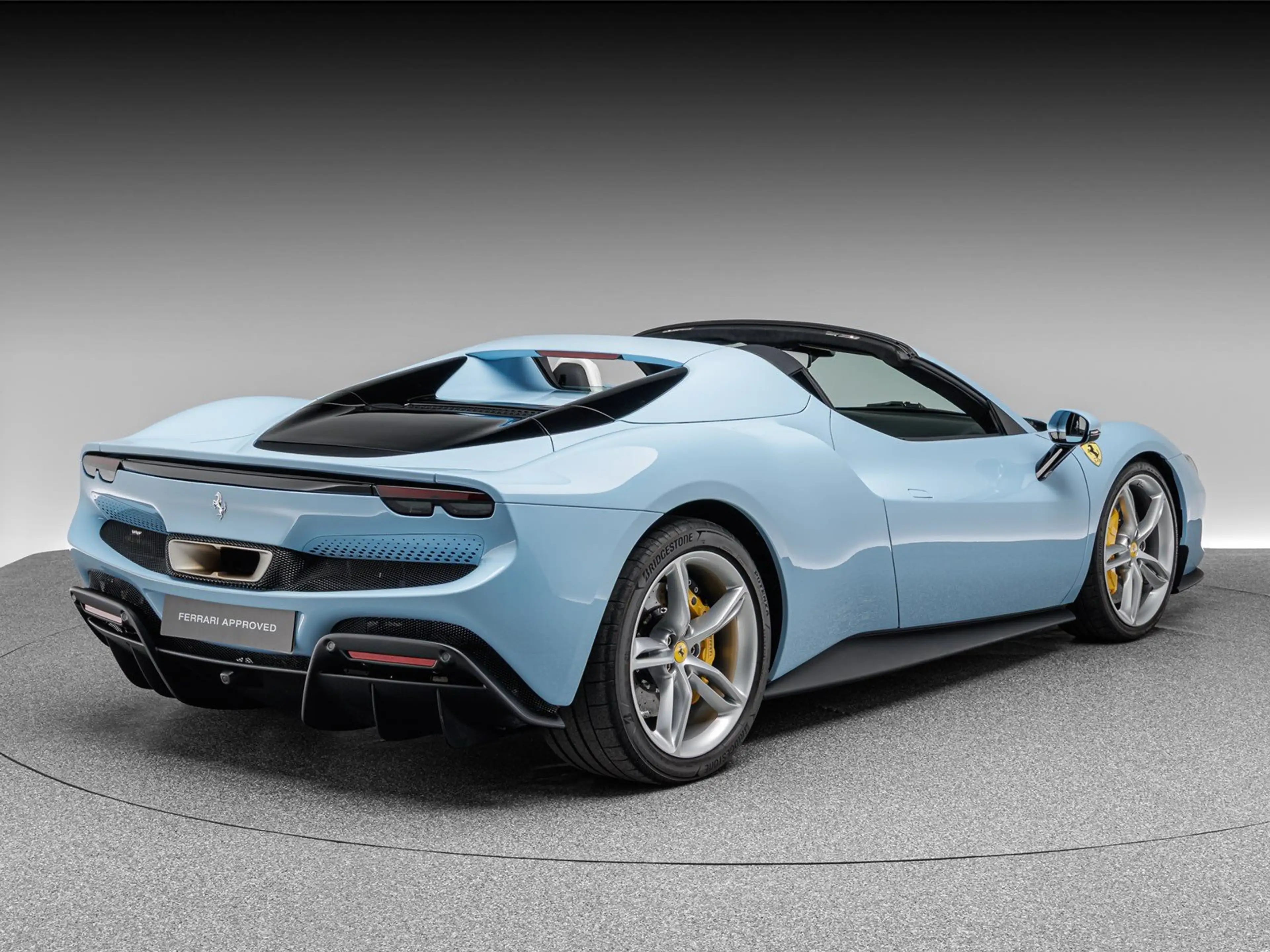 Ferrari 296 GTS — photo 7