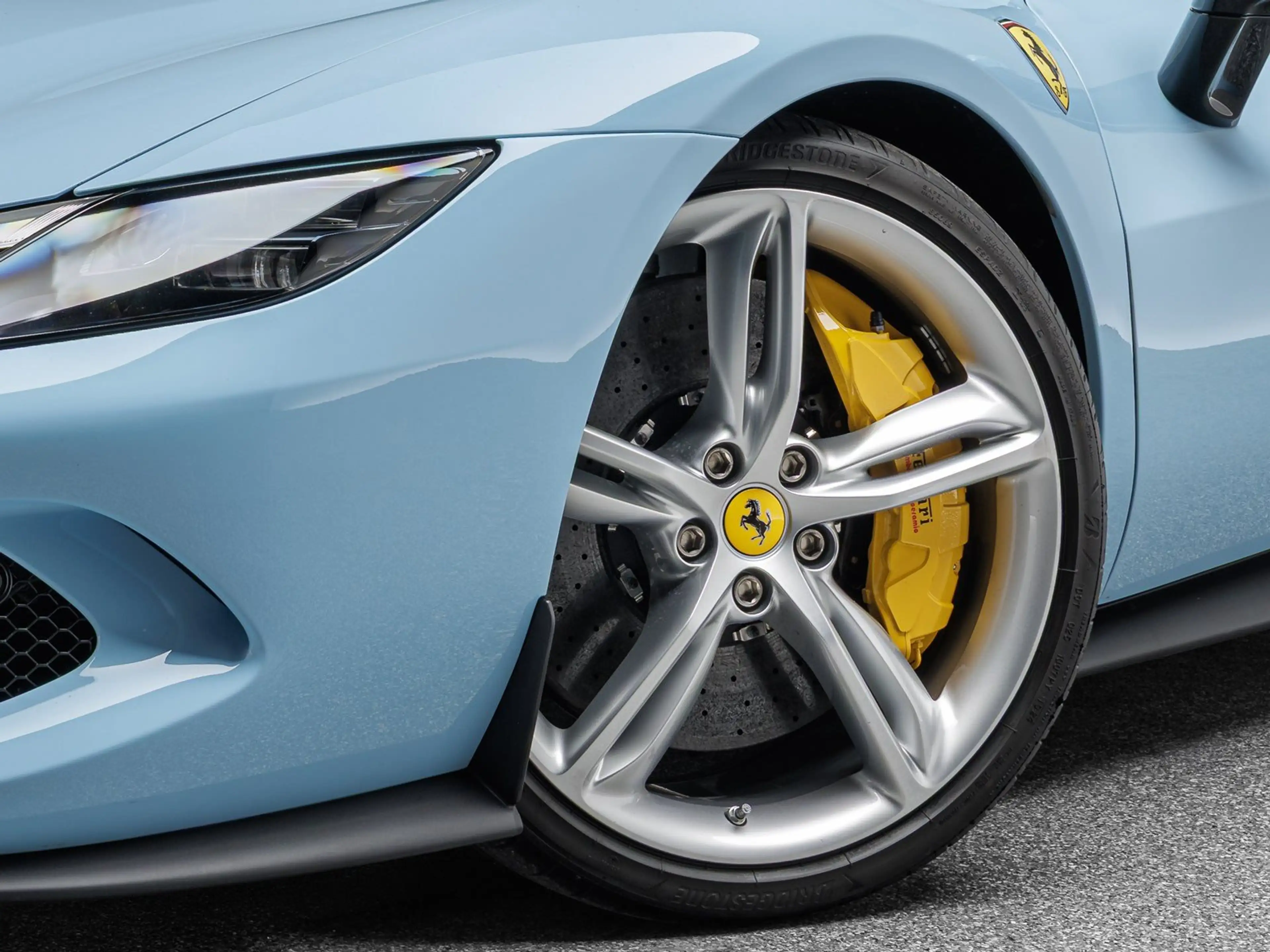 Ferrari 296 GTS — photo 12