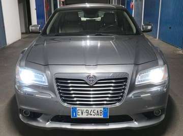 Thema 2011 3.0 V6 mjt II Executive 239cv auto
