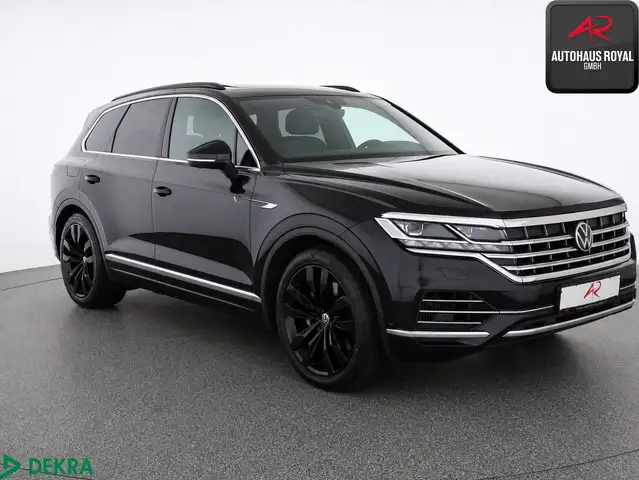 Volkswagen Touareg view 7