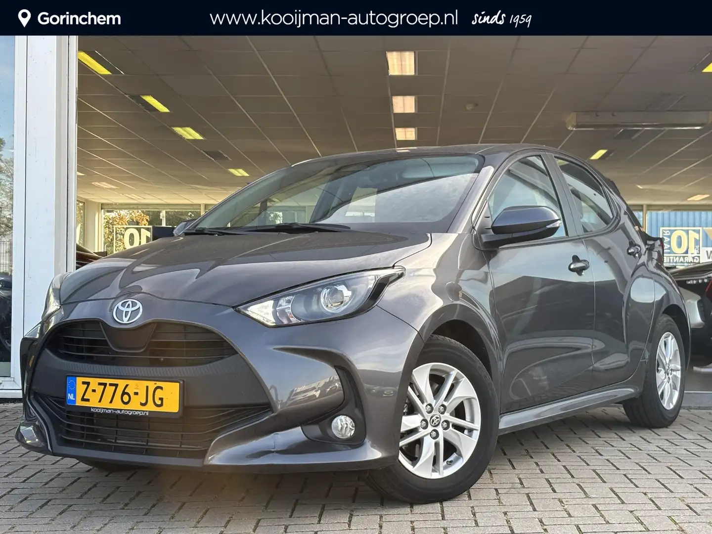 Toyota Yaris 1.5 Hybrid 115 Active | Apple Carplay/Android Auto Grau - 1