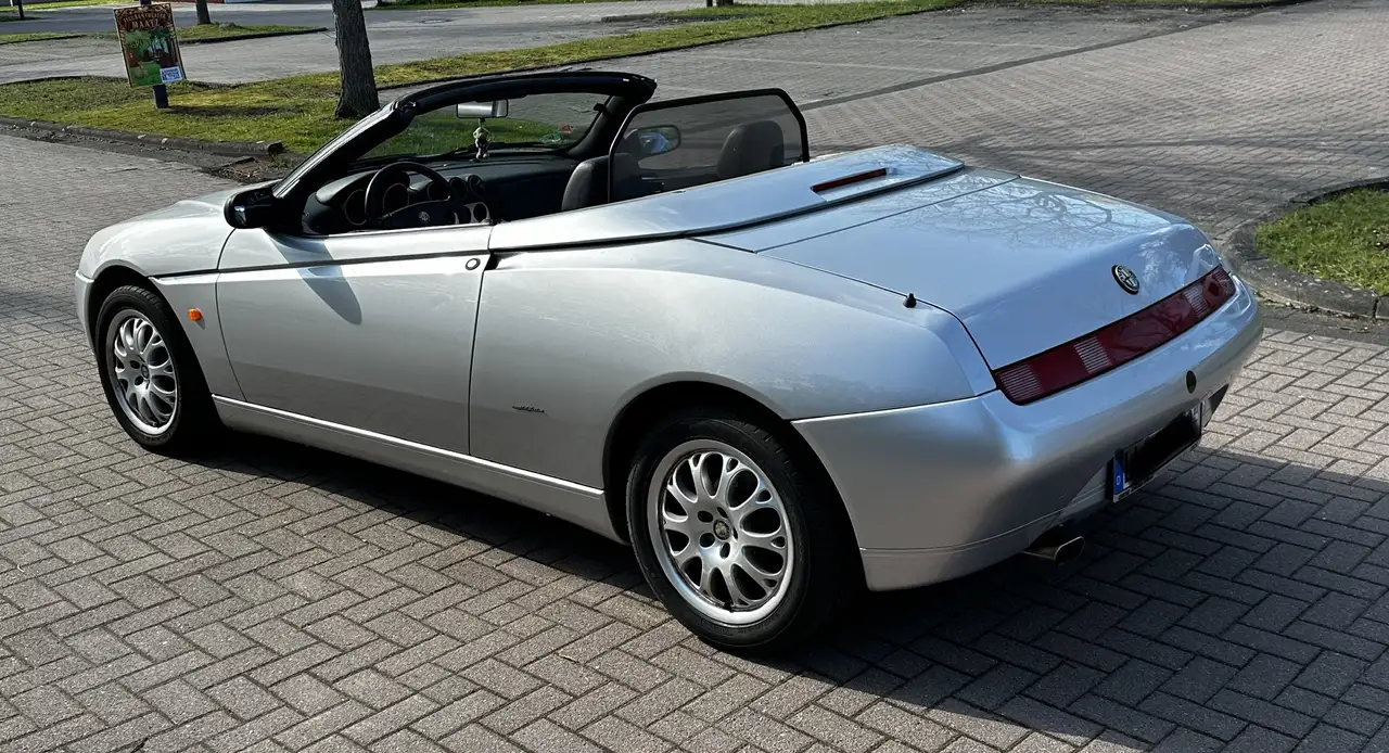 Alfa Romeo Spider 2.0 Twin Spark - Sommerfahrzeug, Klima, TÜV neu, foto 6