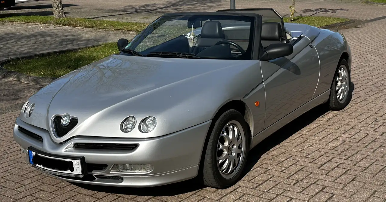 Alfa Romeo Spider 2.0 Twin Spark - Sommerfahrzeug, Klima, TÜV neu, foto 1