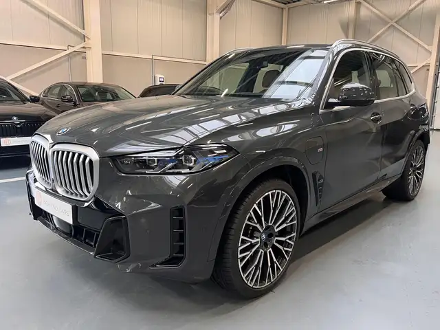 BMW X5 xdrive50e M pack