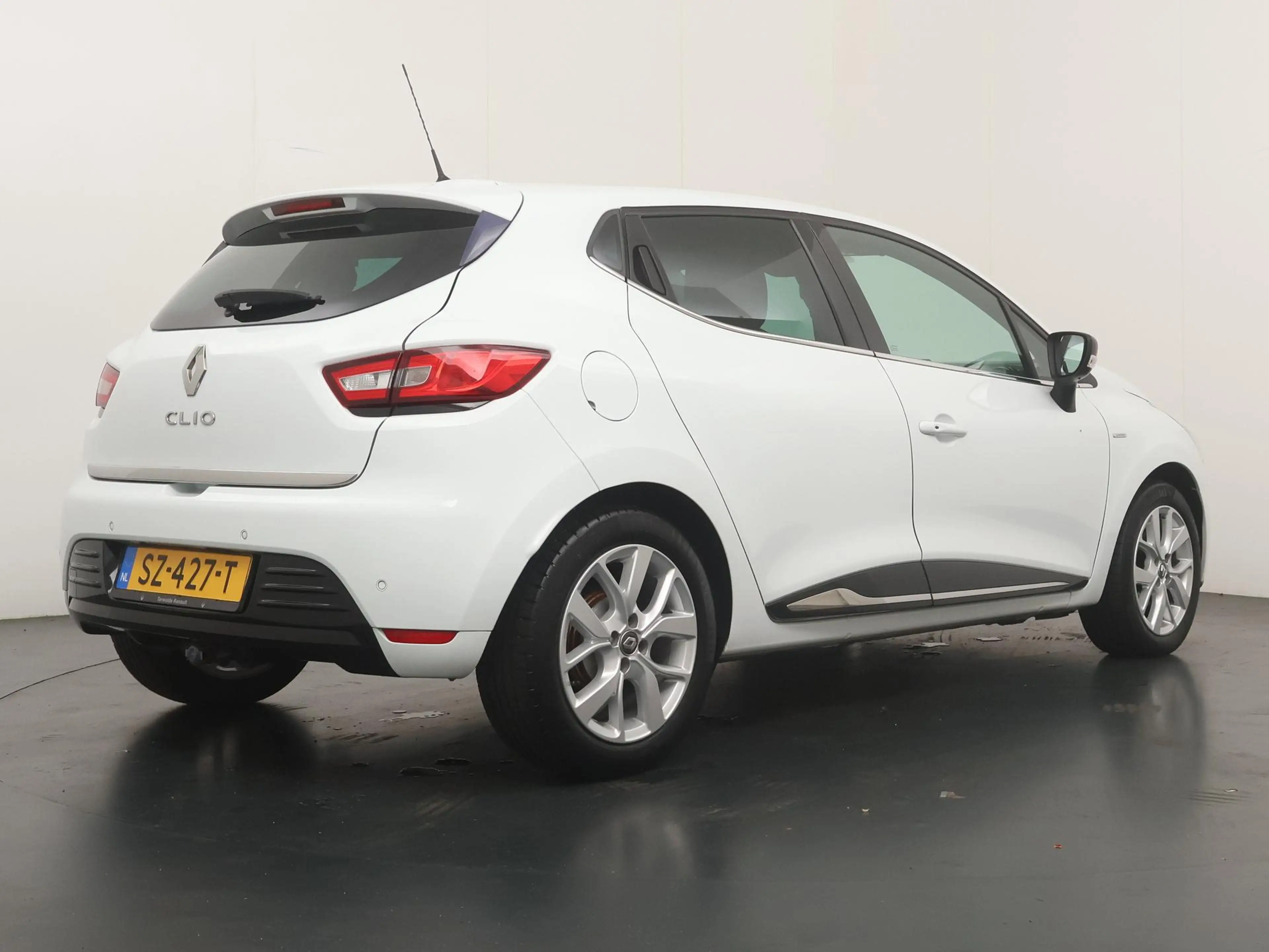 Renault Clio Energy TCe 90 Limited Eco2 | Airco | Navigatie | — photo 5