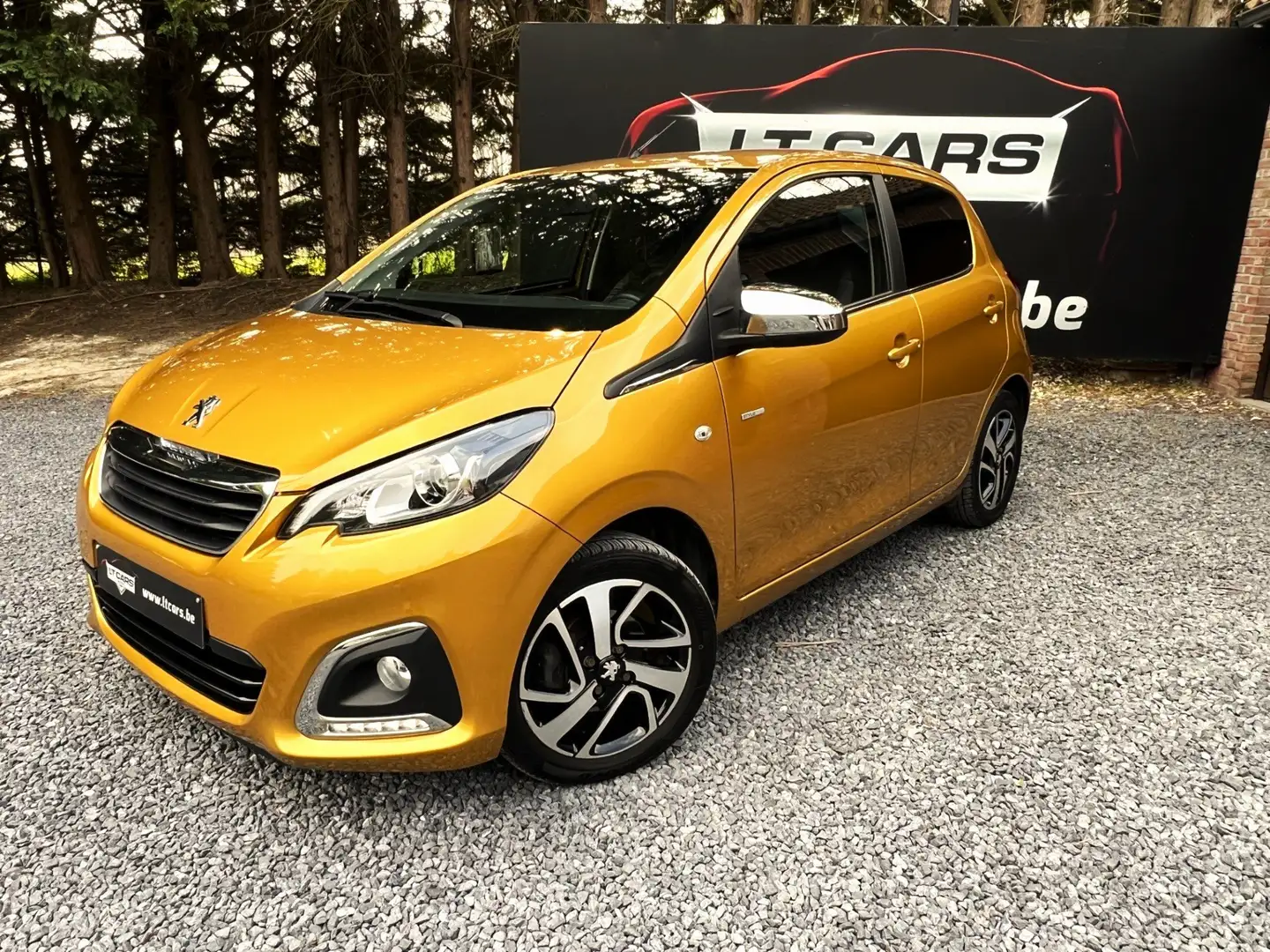 Peugeot 108 1.0 VTi Style Jaune - 1